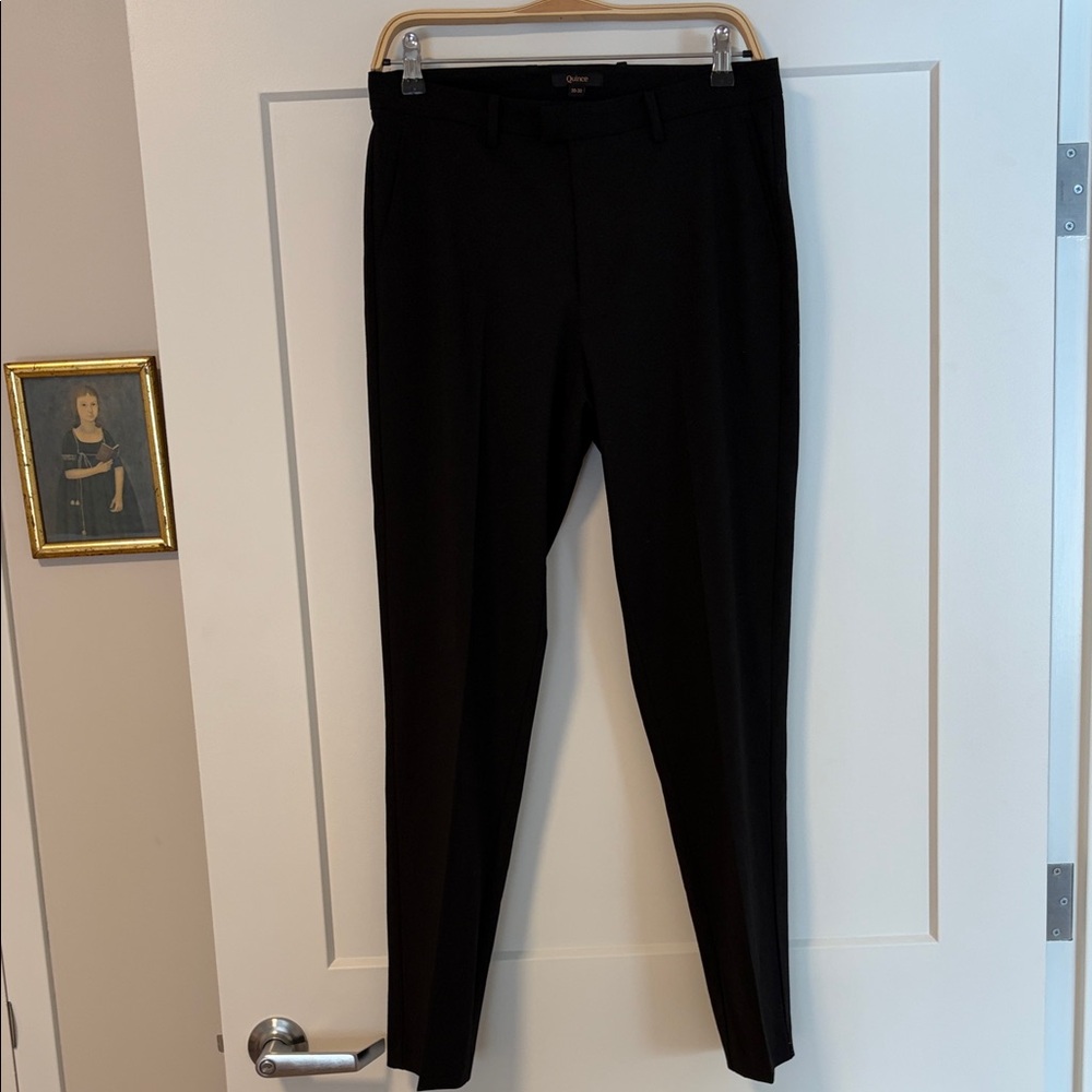 Quince Men’s Black Slim Dress Trousers. Pockets.